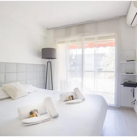 Fleuries Grand 2 Pieces Climatise * Cannes