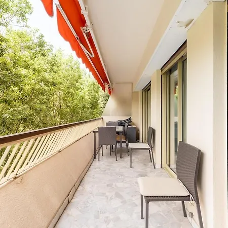 Fleuries Grand 2 Pieces Climatise Appartement *