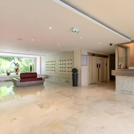 Fleuries Grand 2 Pieces Climatise Cannes